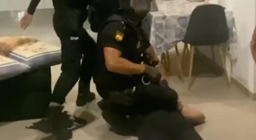 193 embert vett őrizetbe az Europol, miután erőszakos bűncselekményeket követtek el