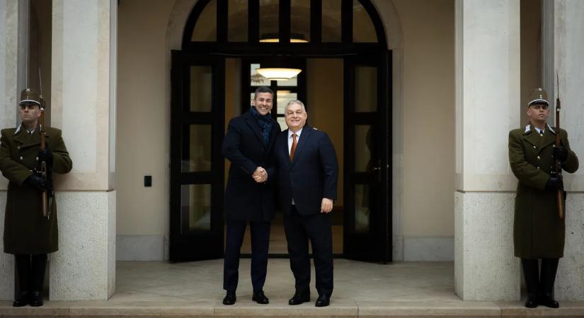 Így fogadta Orbán Viktor a paraguayi elnököt Magyarországon
