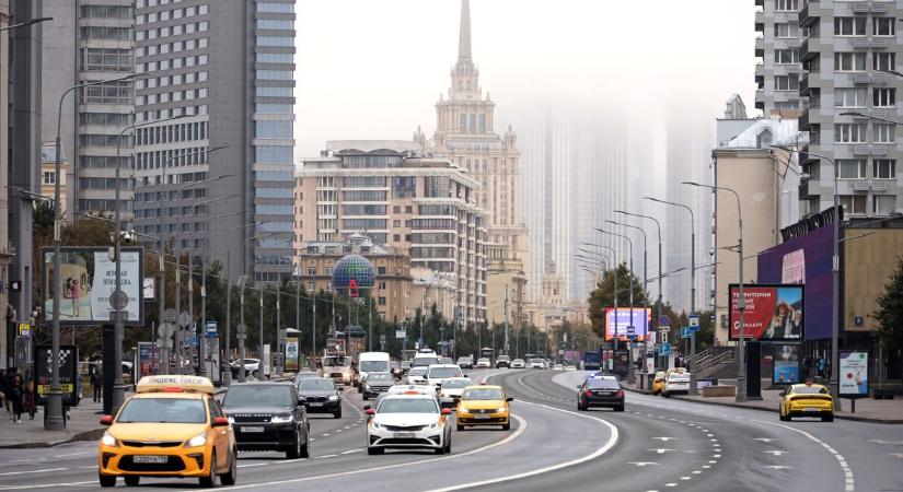 Több száz kézfogás Moszkvában – Szijjártó Péter elárulta, volt olyan magyar résztvevő is, akire biztos nem gondolnánk