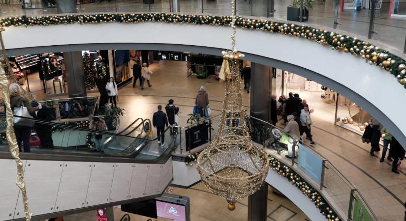 Mennyből a filléres angyal: a 340 milliárdos ünnepi költés minden tizedik forintja a kínai ajándékverzumban landolhat