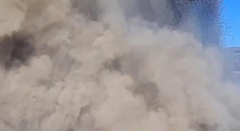 Videó: közvetlen közelről rögzítettek egy vulkánkitörést