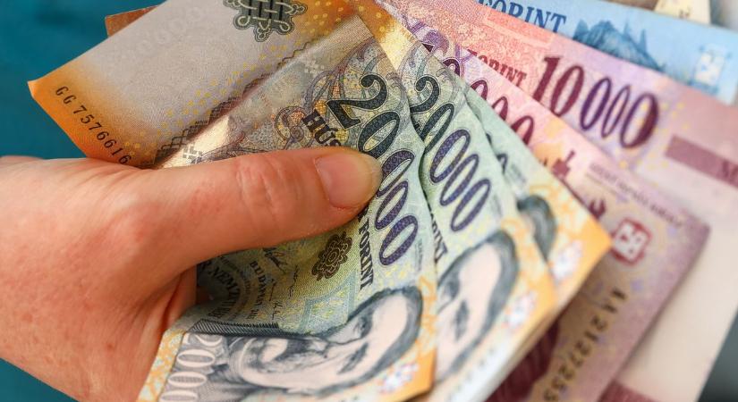 Több százezret is veszíthet, ha nem lép? Így kérheti vissza a pénzét az államtól