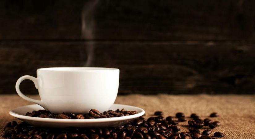 Tegyél ebből egy teáskanálnyit a reggeli kávédba, és az agyad úgy fog működni, mint egy szuperszámítógép