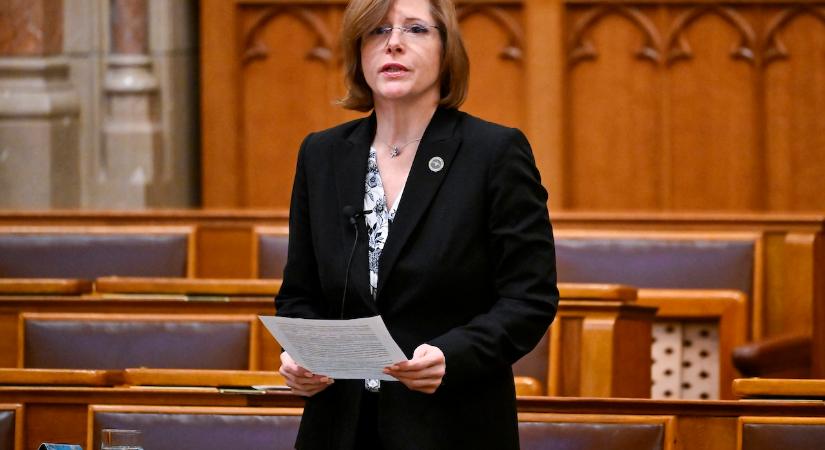 A brüsszeli háborús pszichózis a fűtést és a villanyt is elvenné a magyaroktól