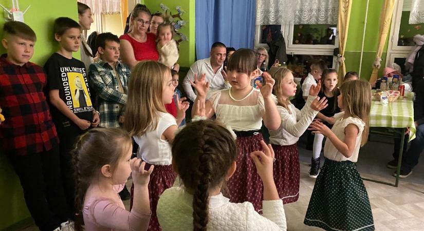 Advent második vasárnapja Daruszentmiklóson, Nagykarácsonyban, Dunaföldváron – galériákkal