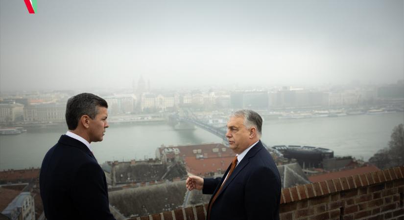 Orbán Viktor a paraguayi elnököt is a “békéjével” traktálta