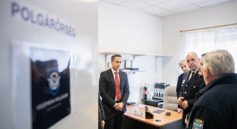 Új bázis, régi elhivatottság – irodát kaptak a veszprémi polgárőrök (galéria)