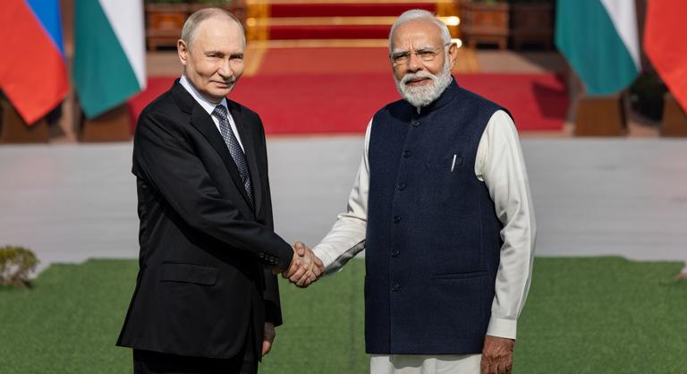 Putyin új szintre emeli a stratégiai szövetségét, a Nyugat csak nézi