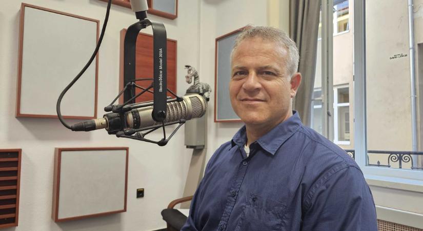 Juhász: Valami elindult, Juhász Péter Pál bebetonozott emberét letartóztatták