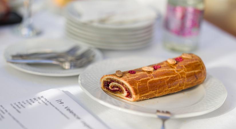 Télen is pörög a turizmus a Balatonnál: ki nem találná, hogy miért