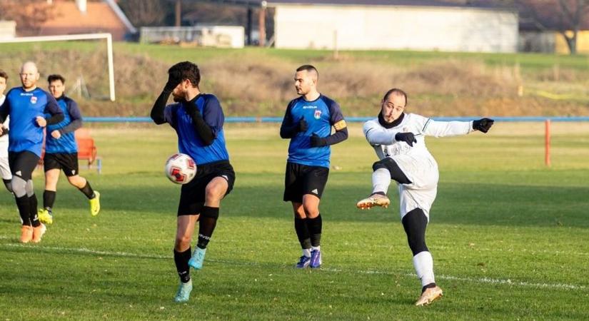 Őrült csata a bajnoki címért – így zárult az ősz a legjobb négynek a vármegyei másodosztályban