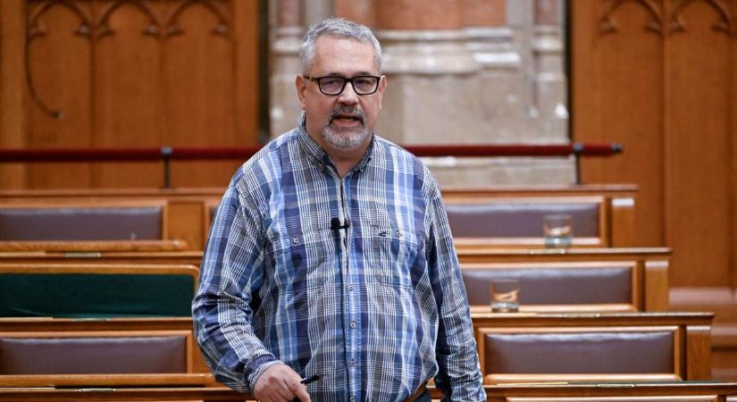 Óriási: Kövér László Xanaxot kért Arató Gergelynek, majd szétoltotta az egész DK-frakciót (VIDEÓ)