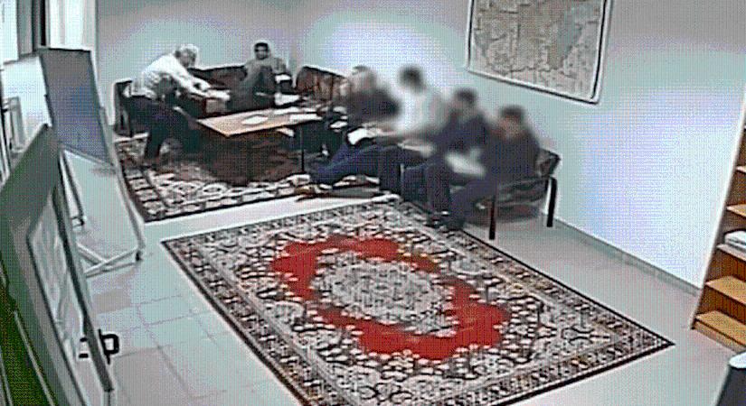 Pszichológusként dolgozott gyermekvédelmi intézményekben a Szőlő utcai javítóintézet megbízott igazgatója