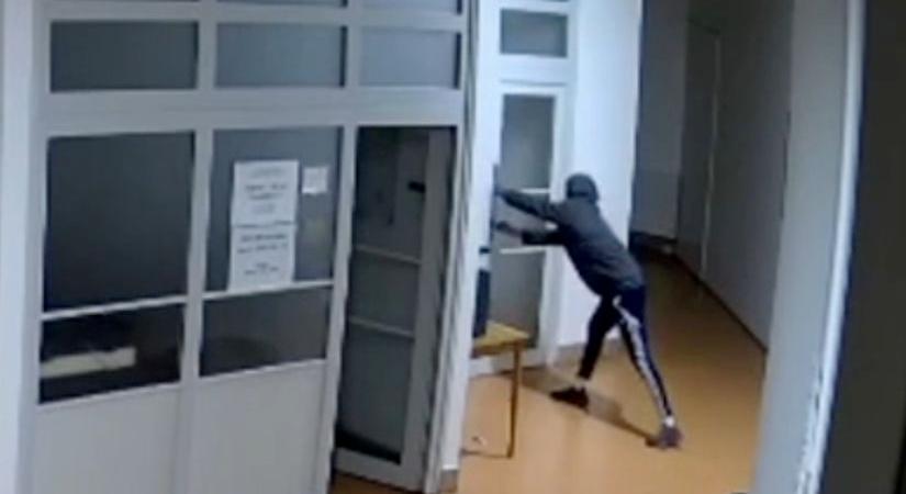 Riasztóan nő a fiatalok körében a szélsőséges bűncselekmények száma