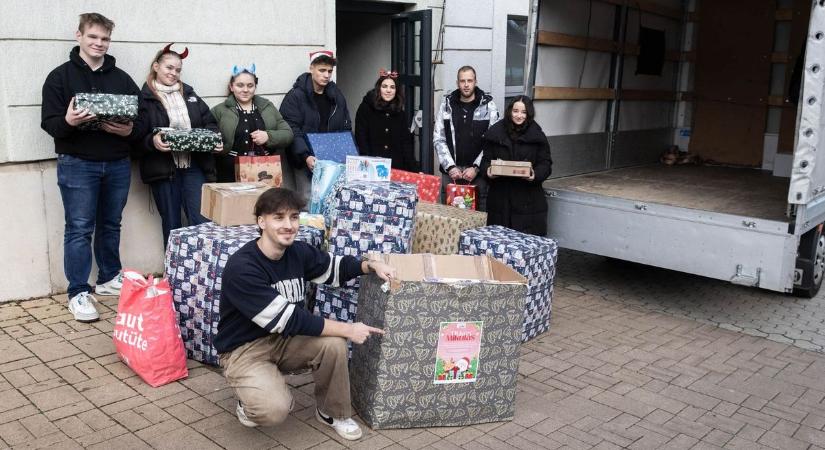 Újra akcióban a Titkos Mikulás – kiderült, idén kiknek vitte az ajándékokat (galéria, videó)