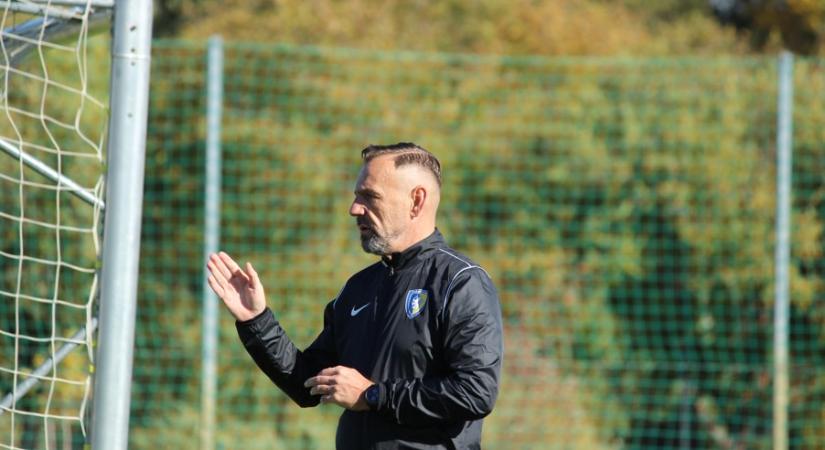 A vezetőedző nyilatkozatából kiindulva az újonc aktív lesz az átigazolási piacon