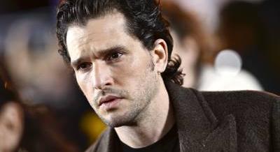 Kit Harington ismét feltűnt egy magyar étteremben