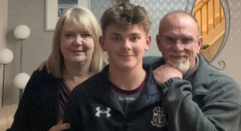 Azt hitte, csak az öregedés jele: döbbenetes daganat nőtt az anyuka karján