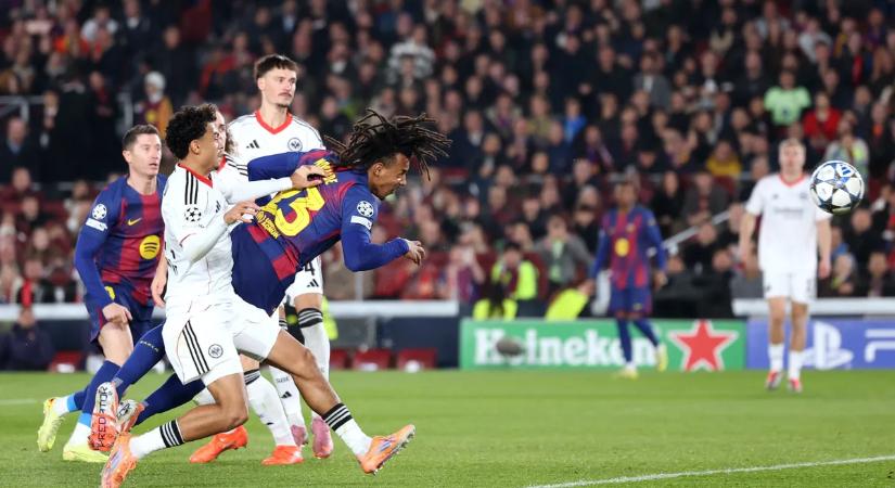 Vezetett a Frankfurt, de Koundé duplájával a Barcelona győzött