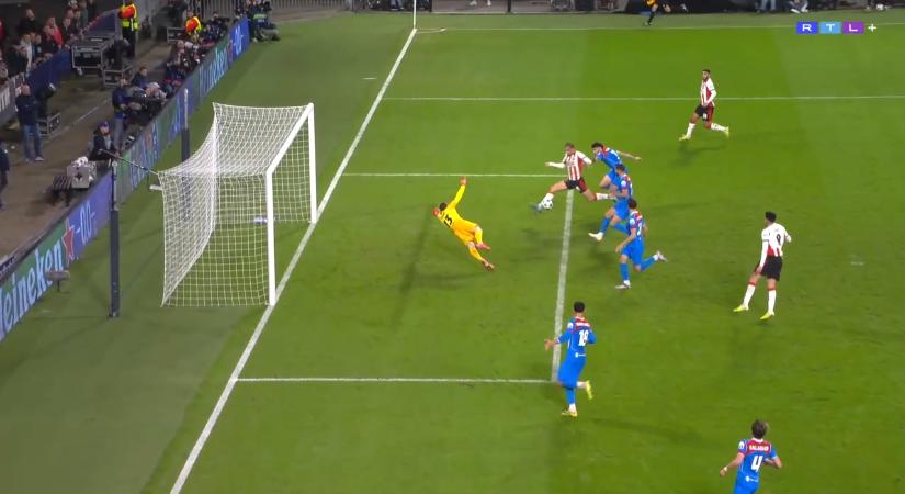 A végén kihagyta a kihagyhatatlant, így kikapott a PSV az Atléticótól