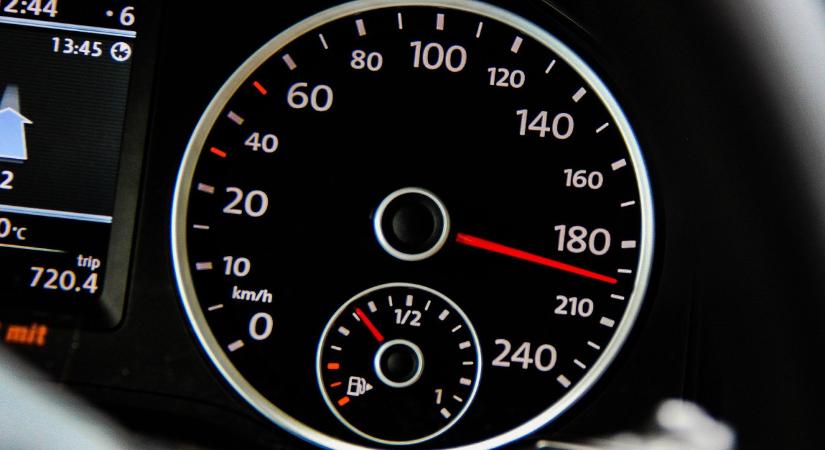 Döbbenetes eredmények: magántraffipaxok is mérnek a magyar utakon