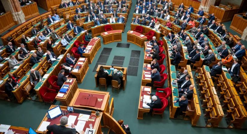 A tájegységi fővadásznak lesz szép, hagyományőrző egyenruhája