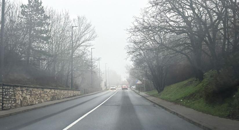 Tartós köd és hűvös idő vár ránk – ilyen lesz a mai időjárás Veszprémben