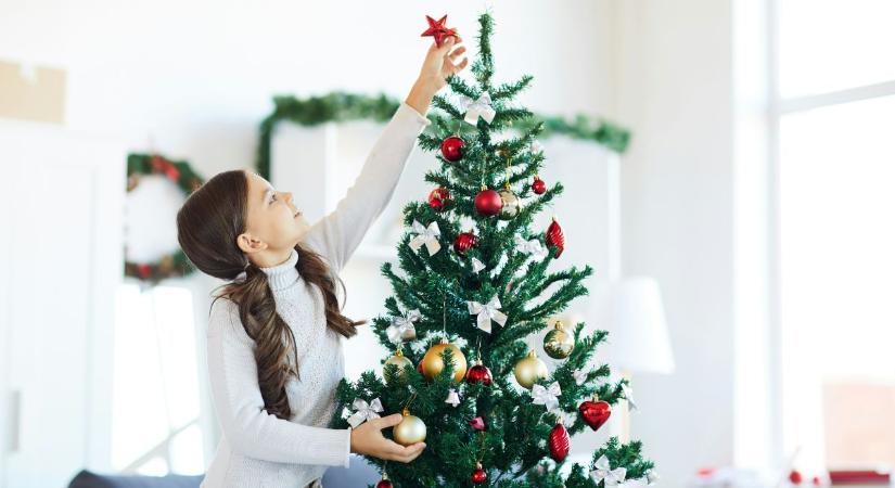 Te is rosszul csináltad eddig? Ezt a díszt kell először felrakni a karácsonyfára!