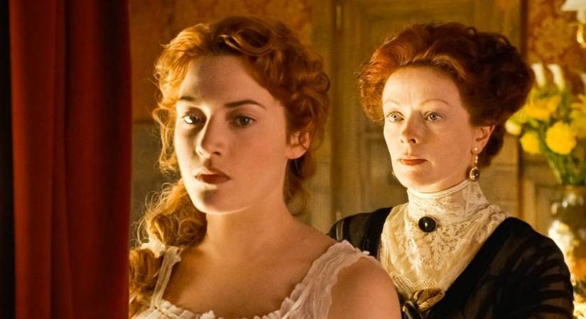 Rose anyja volt a Titanicban: friss képén a 73 éves Frances Fishert így öleli Leonardo DiCaprio