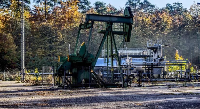 Minden adott a kőolajár zuhanásához 2026-ban, már nincs szó méregdrága naftáról