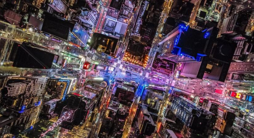 Holtan találtak egy 6 éves kisfiút egy ismert szállodában