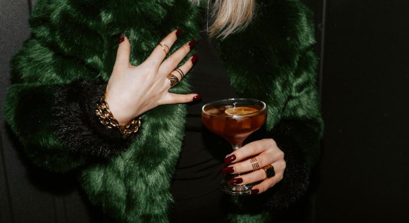 A millenniálok kedvenc „zöld kabátja” újra visszatér a divatba