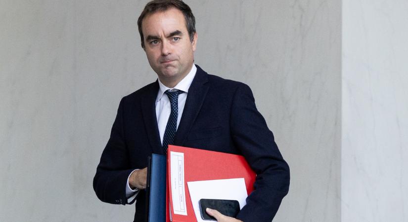 Politikai győzelmet aratott a francia miniszterelnök, rég vitatott tervezetről döntött a parlament