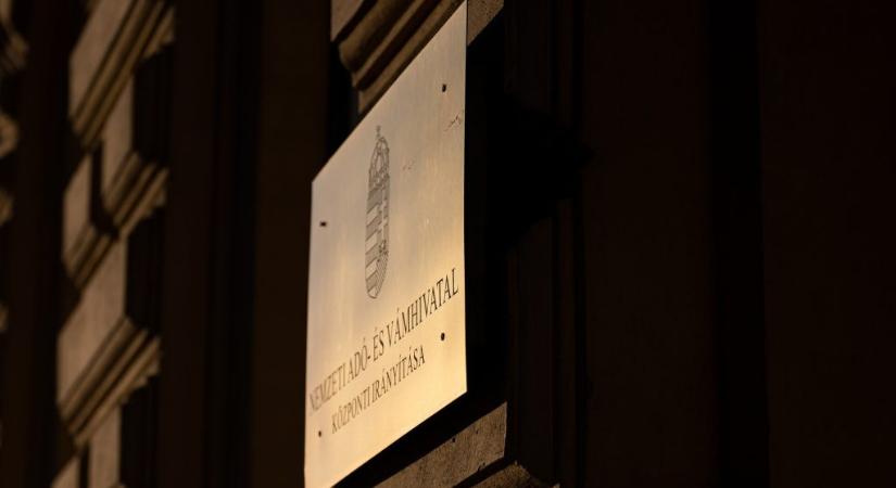 Jó hírt üzent meg a NAV a legkisebb vállalkozóknak, a teendőket is elmagyarázták