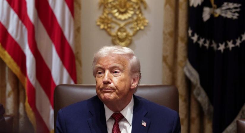 Rizikós döntést hozott Trump: Kína nagyon örülhet