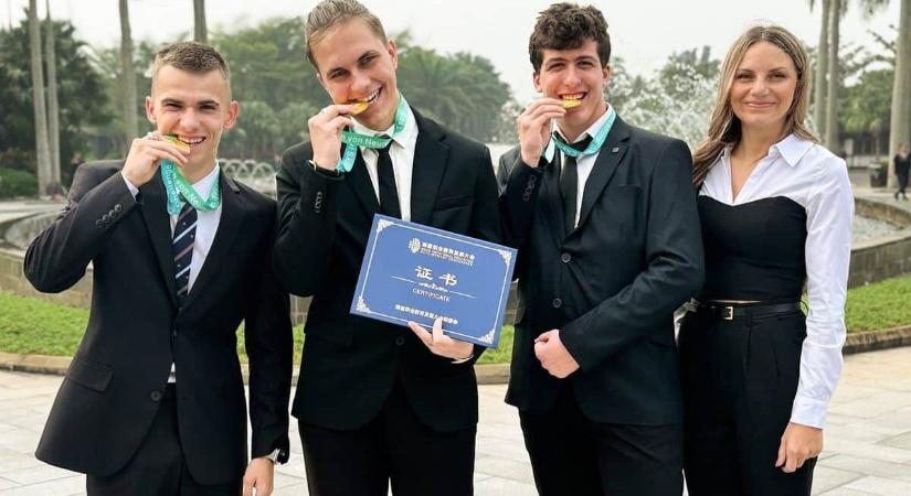 Óriási mentek a szegedi diákok, bevették Kínát egy AI-versenyen