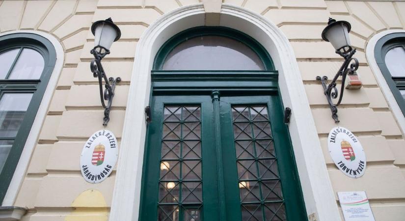 Intim fotókkal zsarolt férfiakat hamis profilokon keresztül – 9 millió ütötte a markát