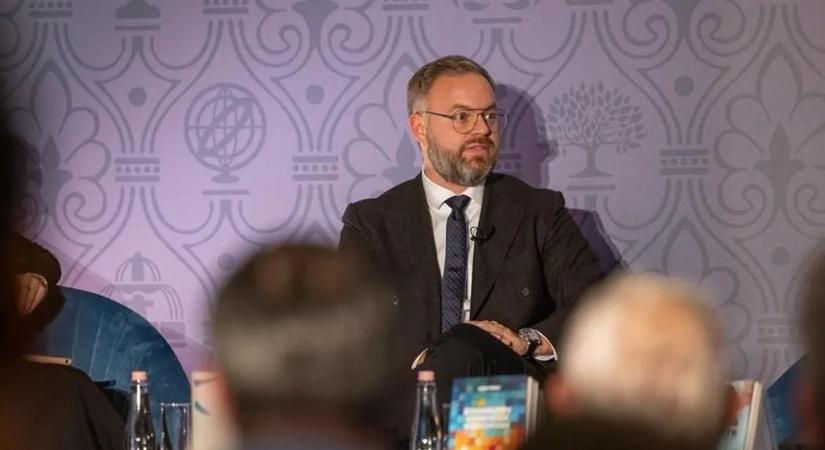 Orbán Balázs: Európát már polgárháború fenyegeti a migráció miatt