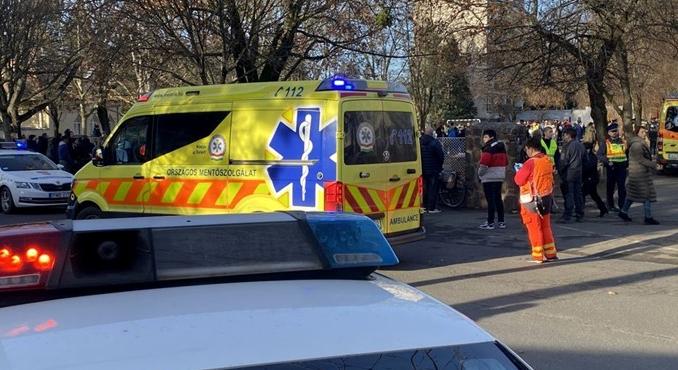 Köhögés tört rá a gyerekekre egy nagykanizsai iskolában, mentőhelikopter is érkezett a helyszínre