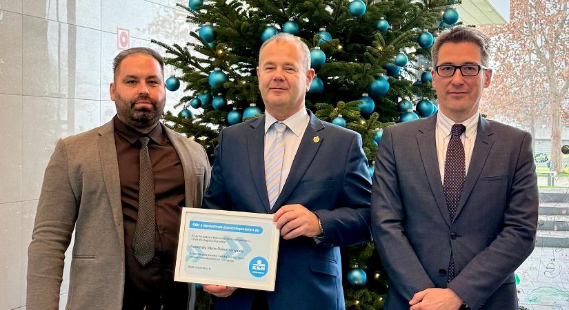 Rangos díjat nyert Keszthely az Éljen a Helikon park kampánnyal