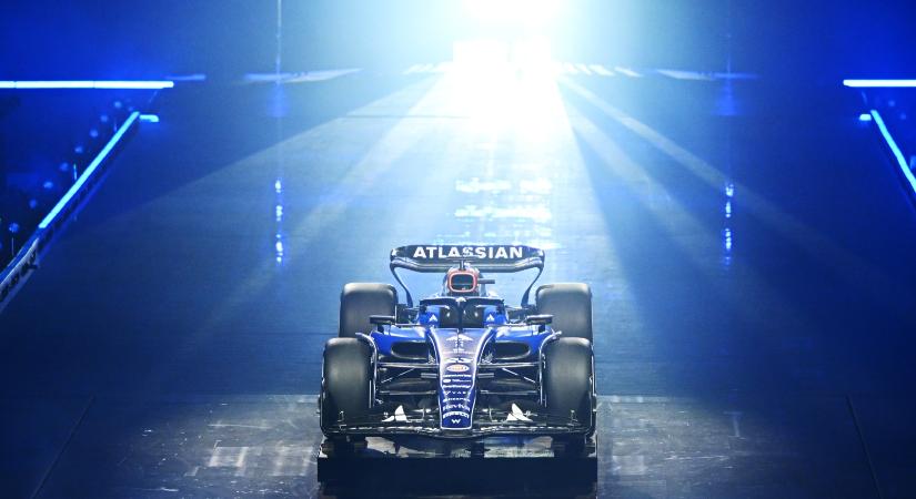 A szurkolókra bízza új autója festését az F1-csapat