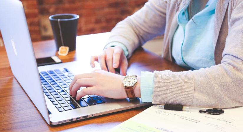 Mi a vajdasági magyarok véleménye a Szerbiában zajló demokratikus folyamatokról?