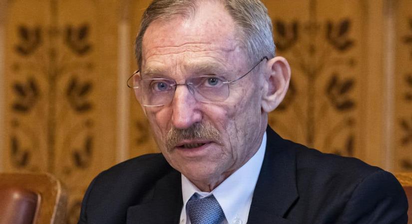 Azonnali öntést hoztak: Szerda 11 órától megszállják a rendőrök a javítóintézeteket