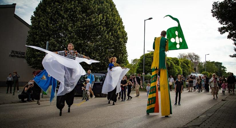 Táltos Szamár Vándorbábos és Utcaszínházi Fesztivál 2026 Biatorbágy