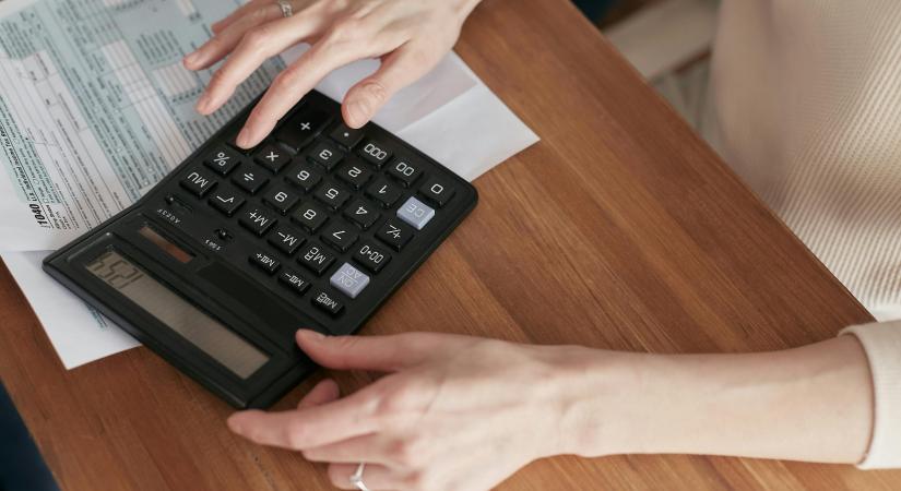 Jó hír a kkv-knak: tovább emelkedik az alanyi adómentesség határa