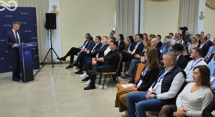 Magyar Péter: Januárra elkészül a kormányprogram, márciusra az első 100 nap terve