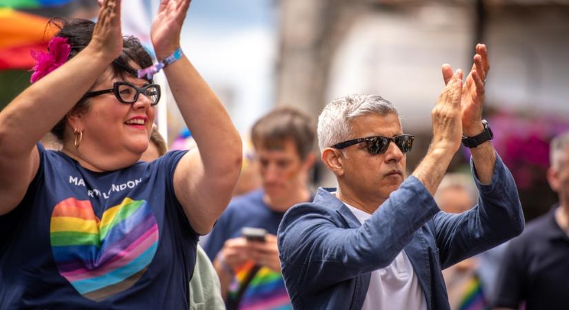 Donald Trump virtuális cicaharcba bonyolódott a londoni polgármesterrel