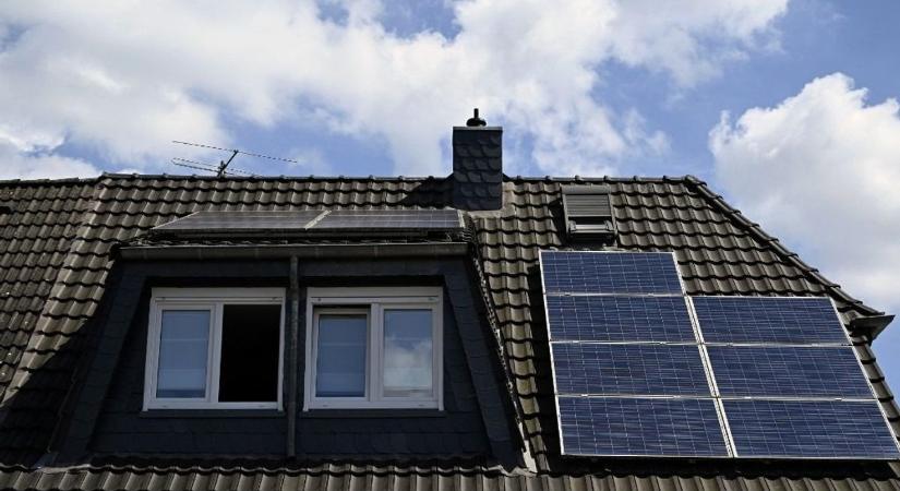 Felvillanyozta az energiapiacot a kormány bejelentése: óriási támogatást kapnak a zöldenergia felhasználók