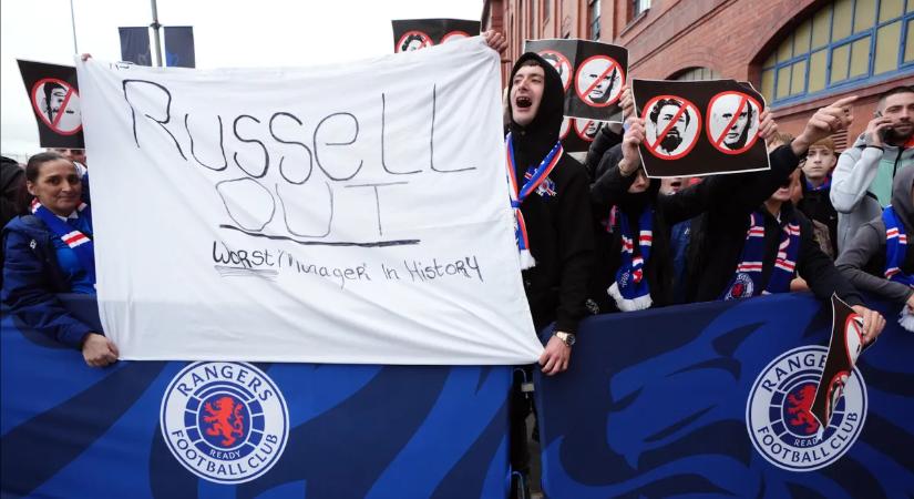 Húszéve nem voltak ilyen dühösek a Rangers szurkolói