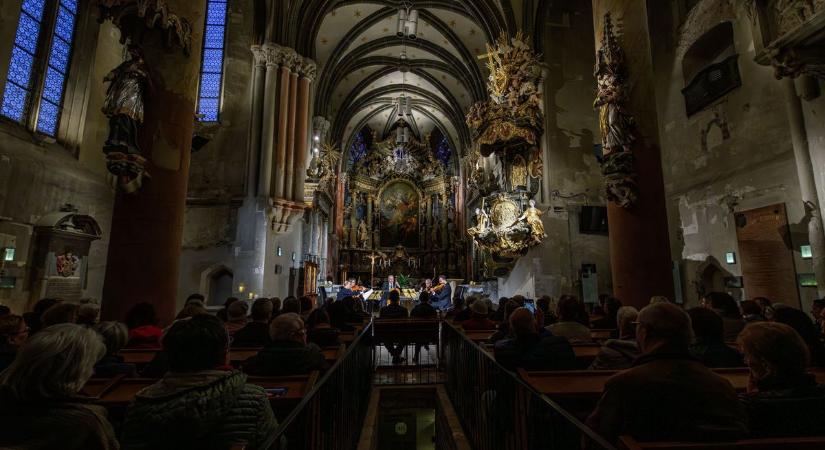 Királyi múlt – modern kaland: új helytörténeti vetélkedő szólítja meg Sopron diákjait